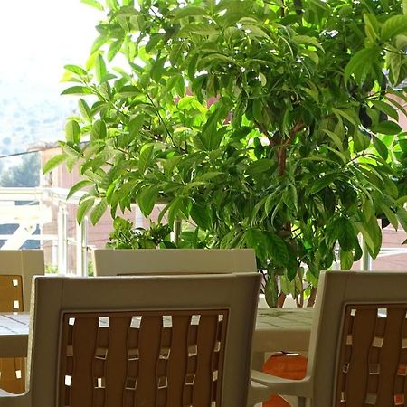 Cozy Central Apartment Ksamil Exterior photo