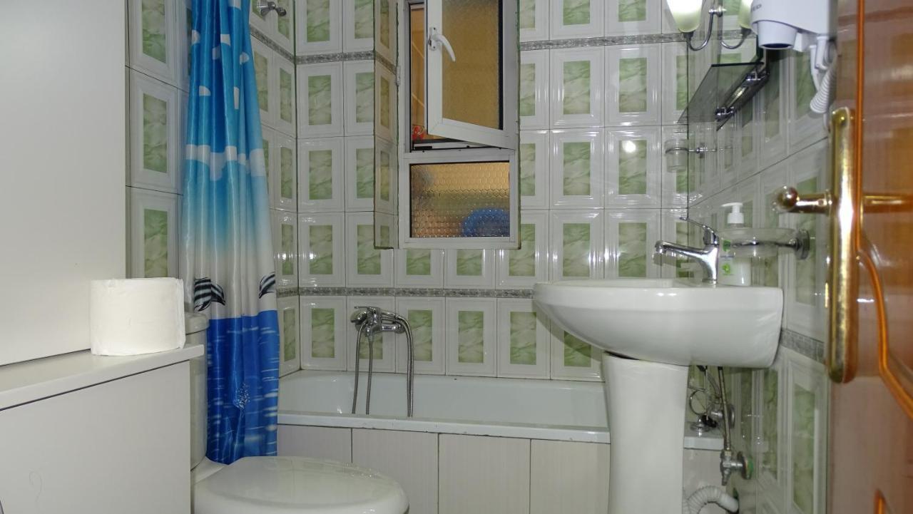 Cozy Central Apartment Ksamil Exterior photo